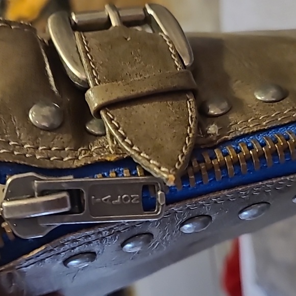 Boots - Picture 2 of 8